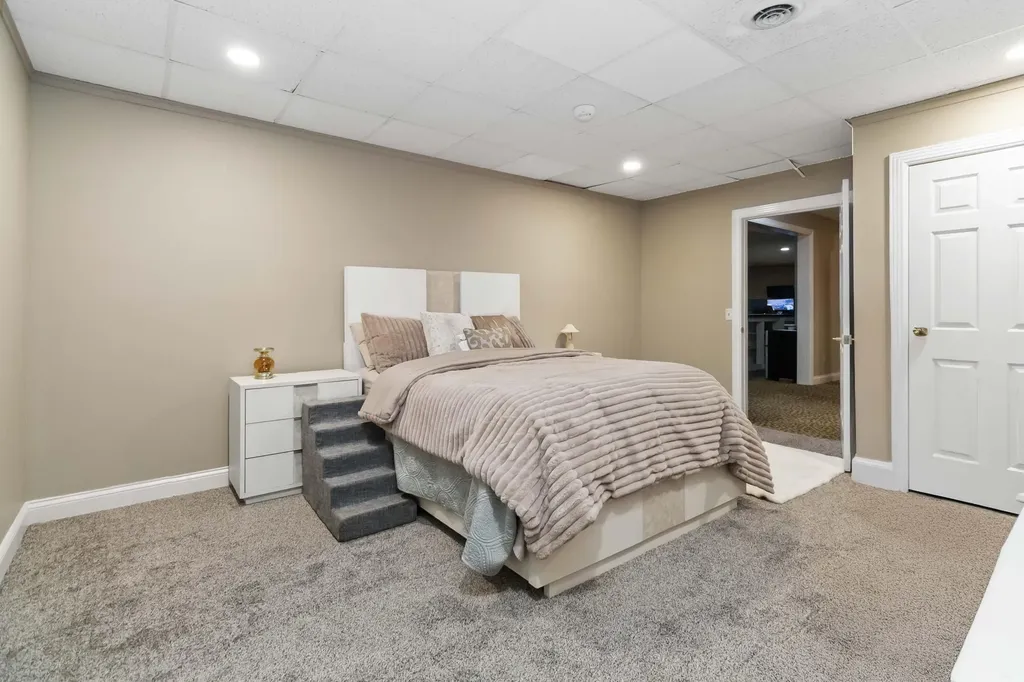 484 Woods Edge Drive London KY 40741