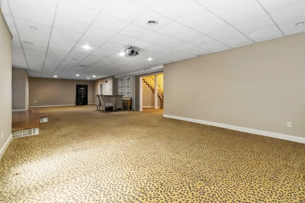 484 Woods Edge Drive London KY 40741