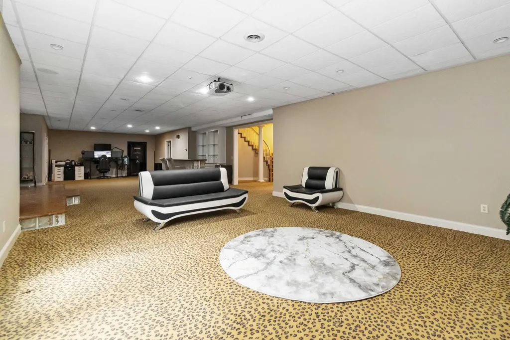 484 Woods Edge Drive London KY 40741