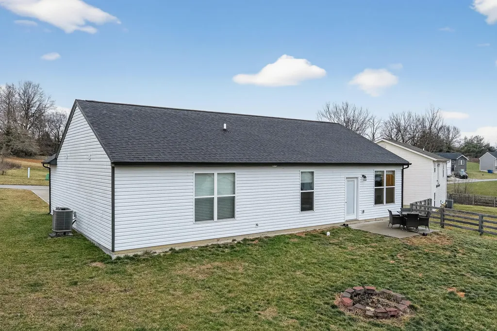 120 Summerfield Drive Dry Ridge KY 41035
