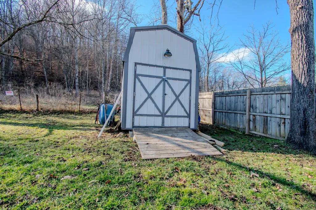 3035 S Highway 211 Salt Lick KY 40371