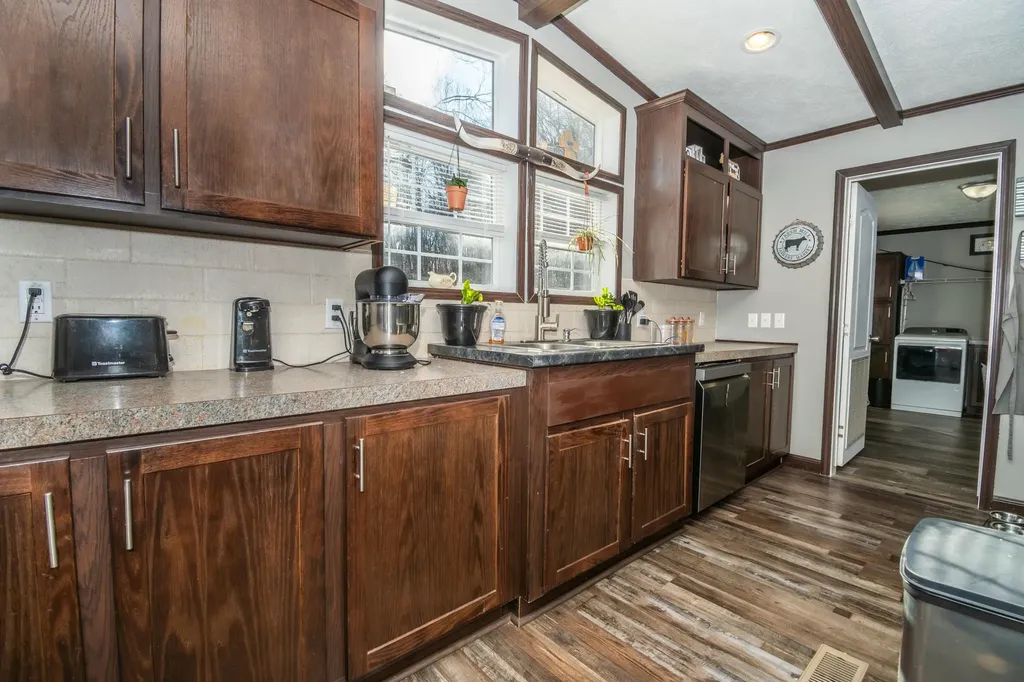3035 S Highway 211 Salt Lick KY 40371