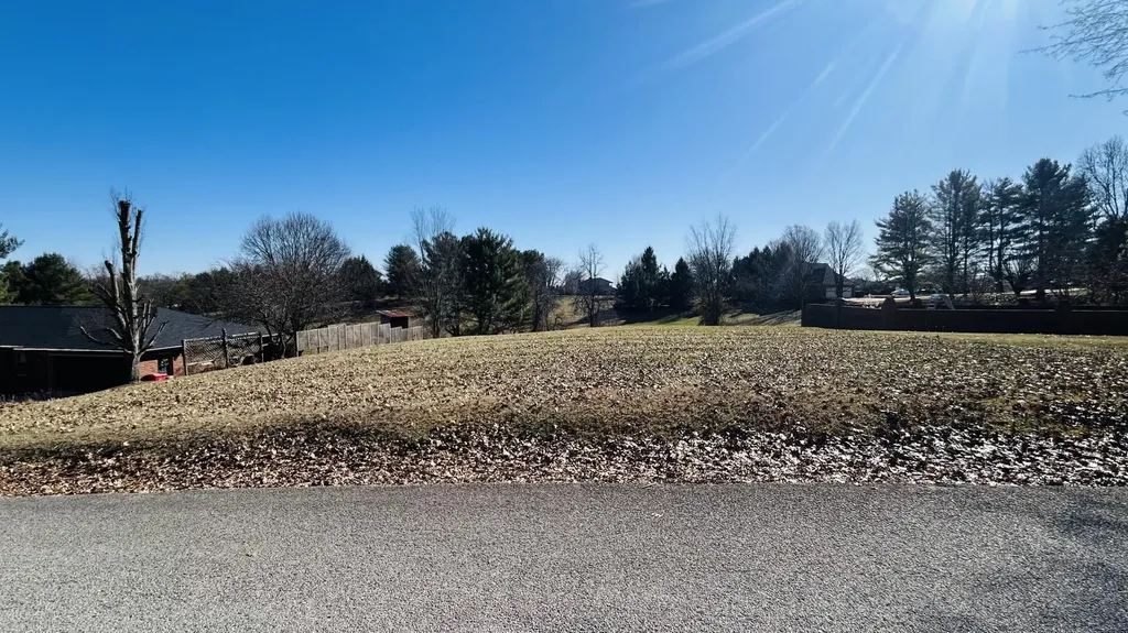 58 Cypress Way London KY 40741