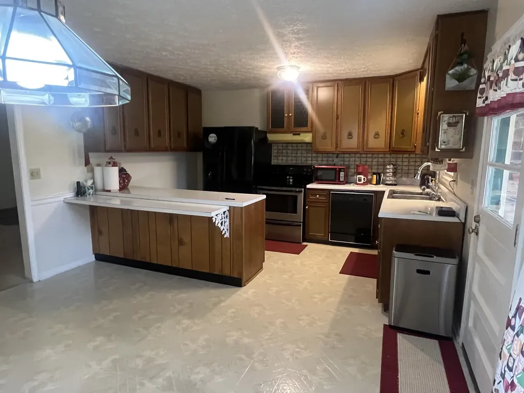 228 Circle Drive Morehead KY 40351