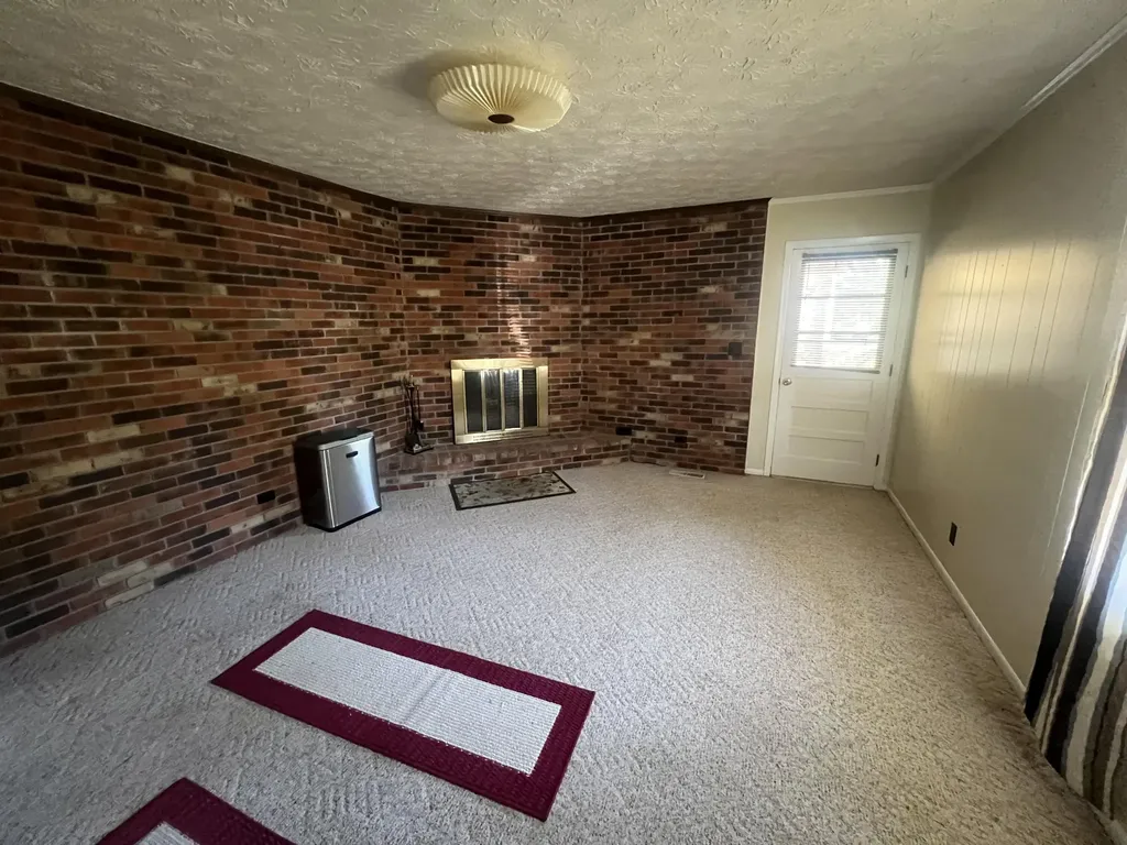 228 Circle Drive Morehead KY 40351