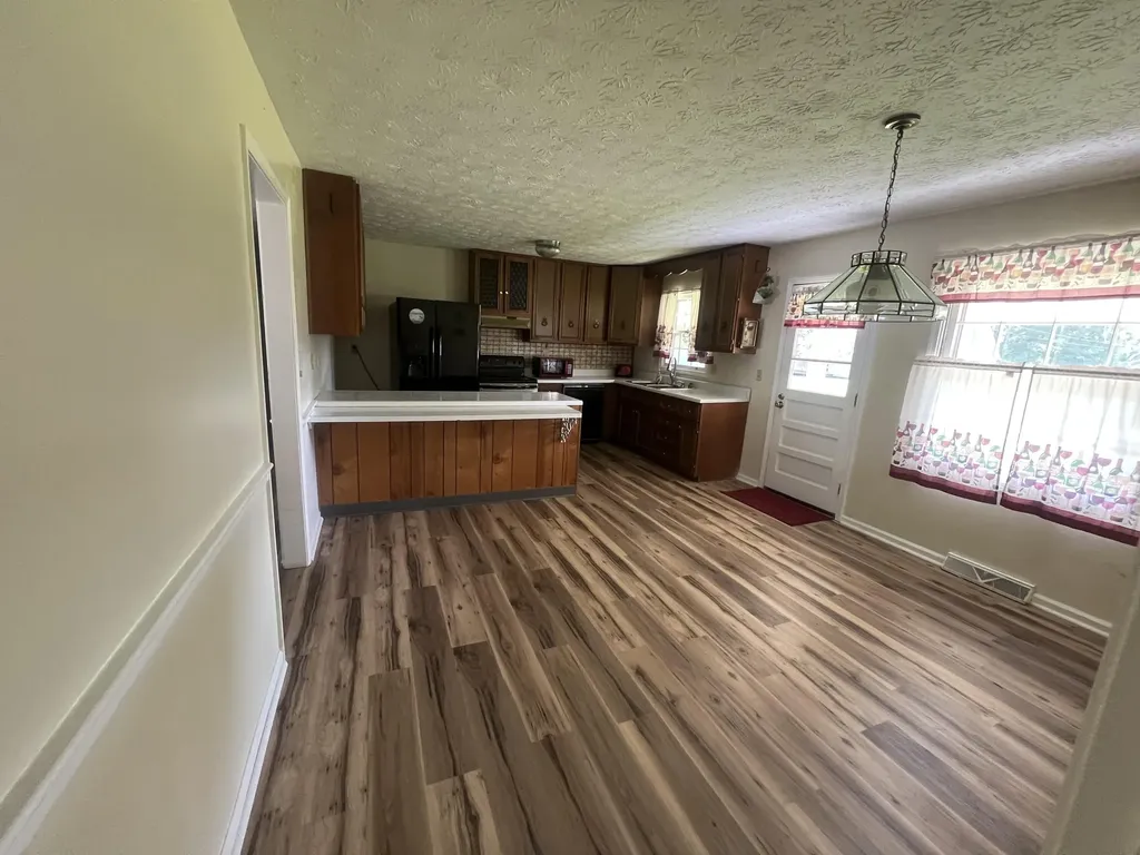228 Circle Drive Morehead KY 40351