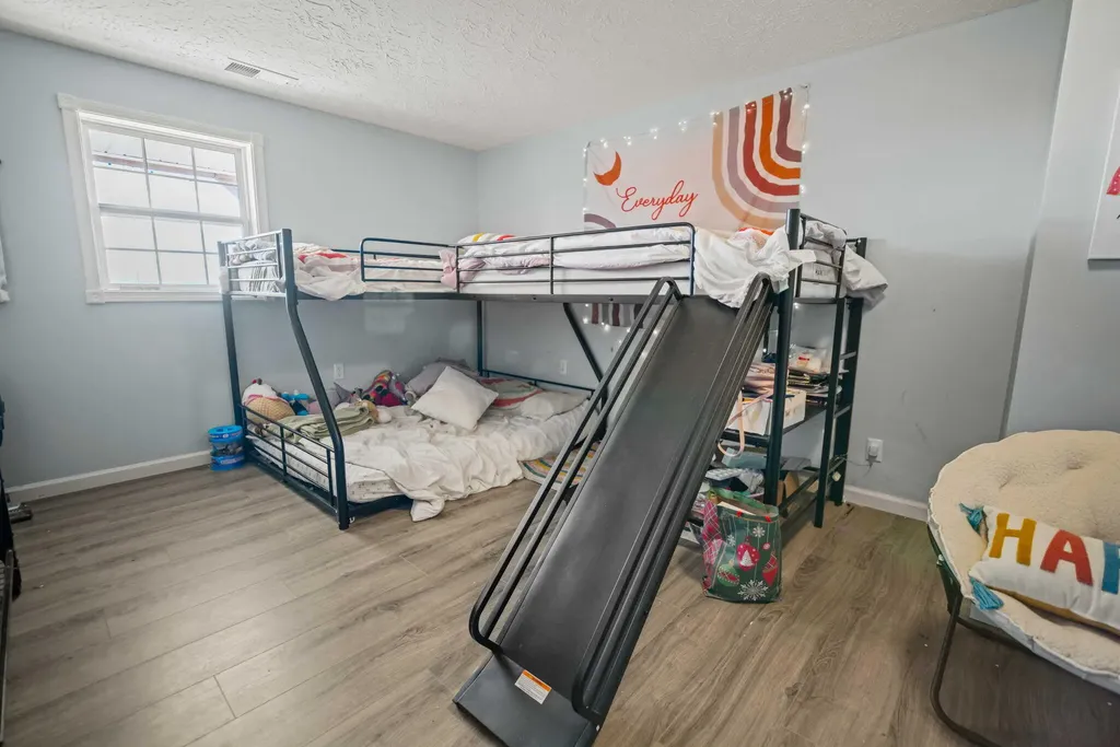 38 Beech Grove Road Nancy KY 42544