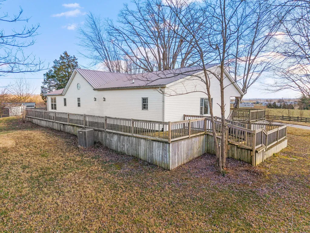 38 Beech Grove Road Nancy KY 42544
