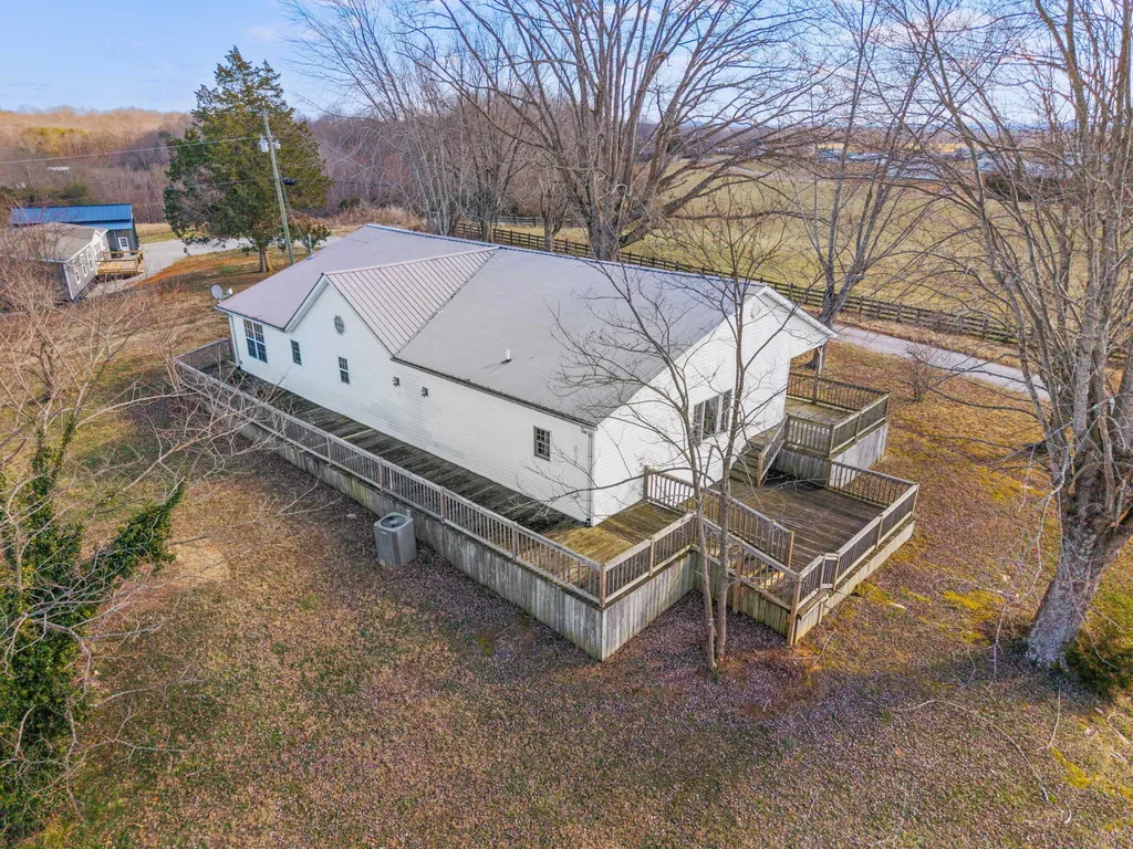 38 Beech Grove Road Nancy KY 42544