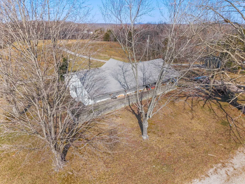 38 Beech Grove Road Nancy KY 42544