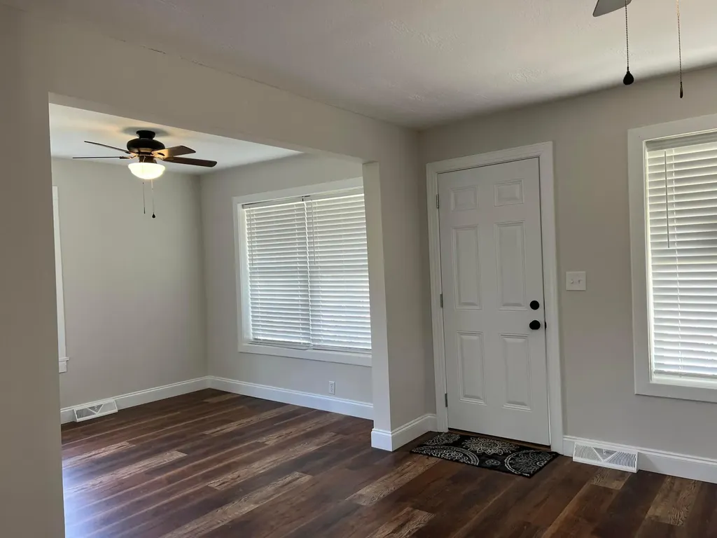 255 Maple Street Russell Springs KY 42642