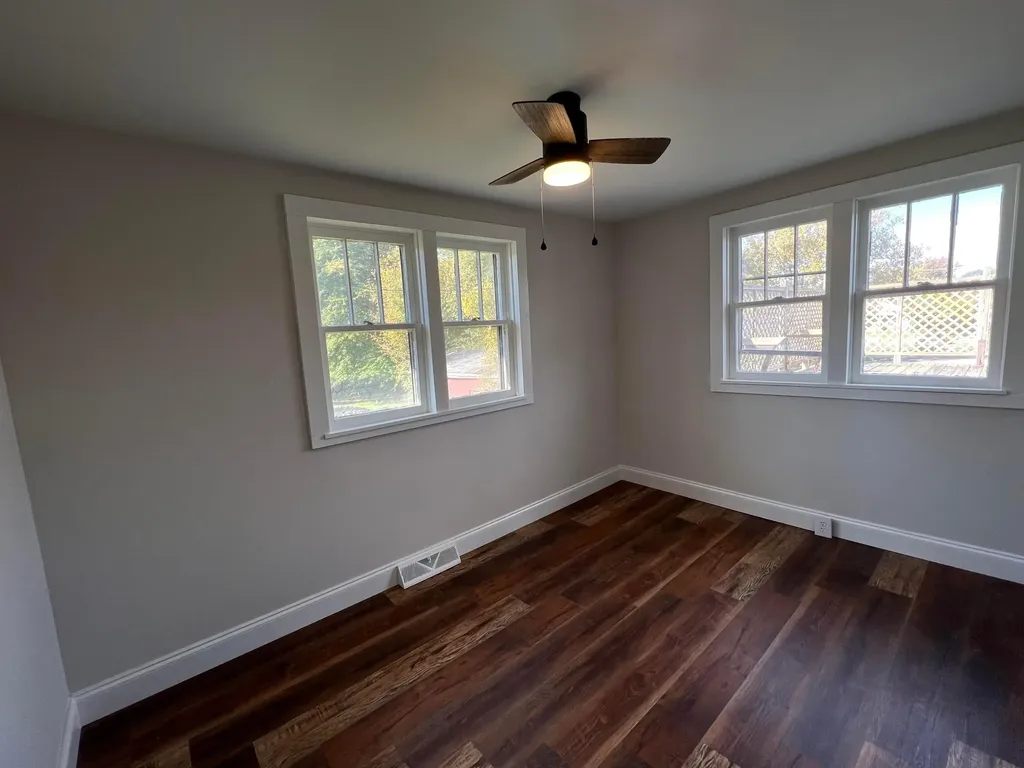 255 Maple Street Russell Springs KY 42642