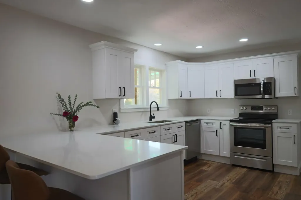255 Maple Street Russell Springs KY 42642