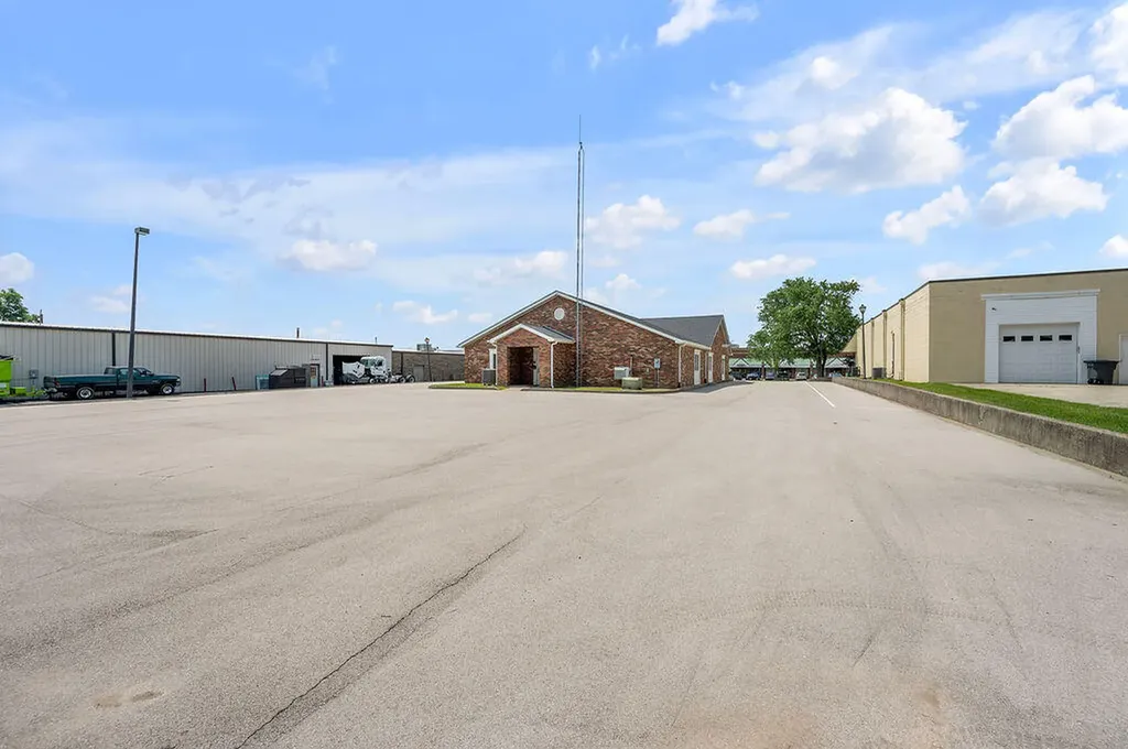 250 Crossfield Drive Versailles KY 40383