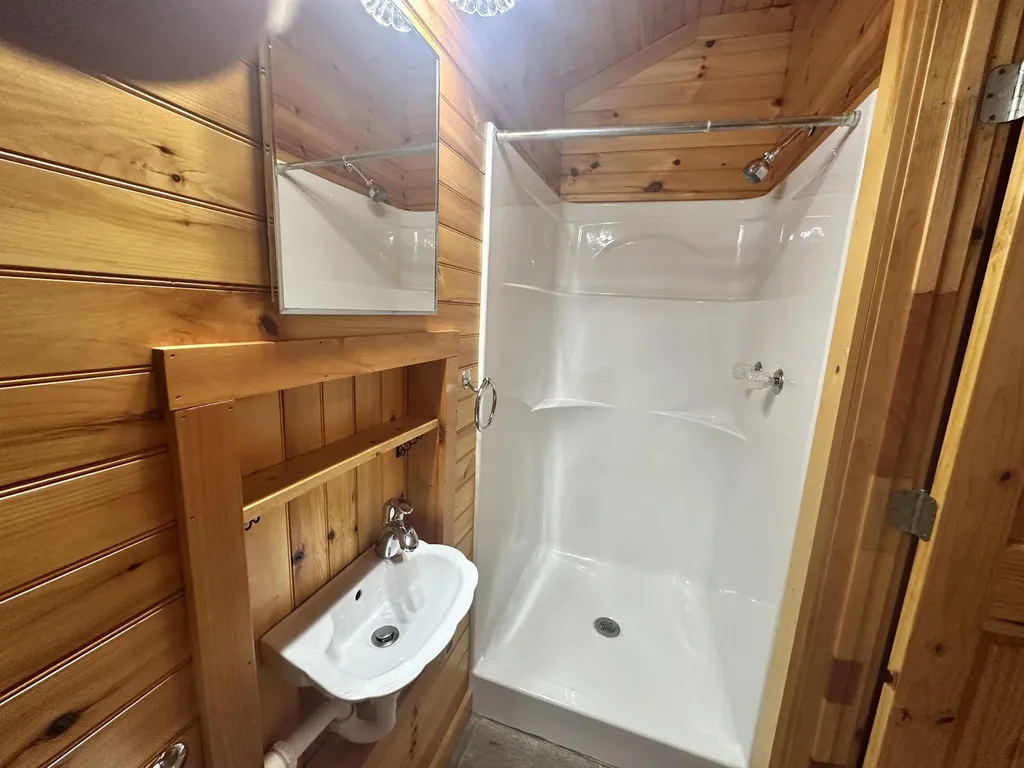 572 Paradise Drive Rogers KY 41365
