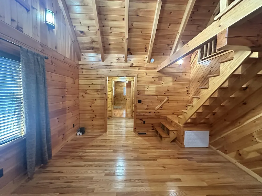 572 Paradise Drive Rogers KY 41365