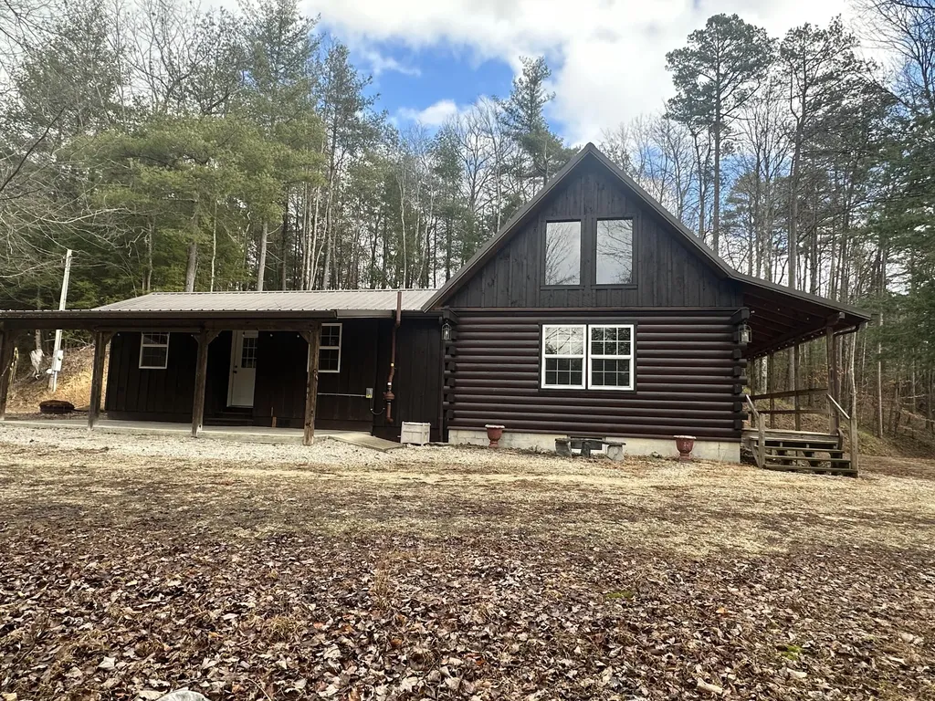 572 Paradise Drive Rogers KY 41365
