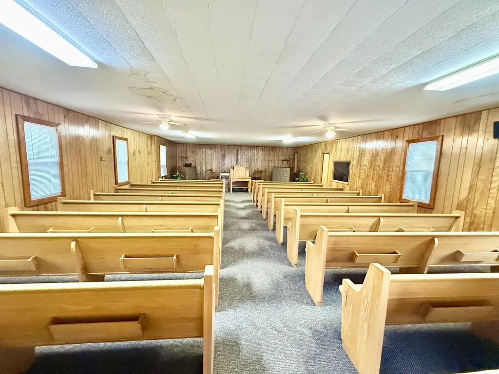 7421 Highway 1676 Science Hill KY 42553