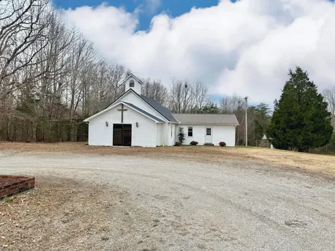 7421 Highway 1676 Science Hill KY 42553
