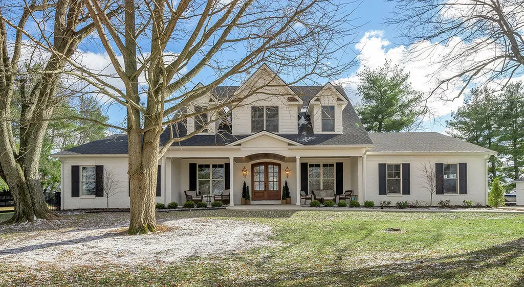 3288 Delong Road Lexington KY 40515