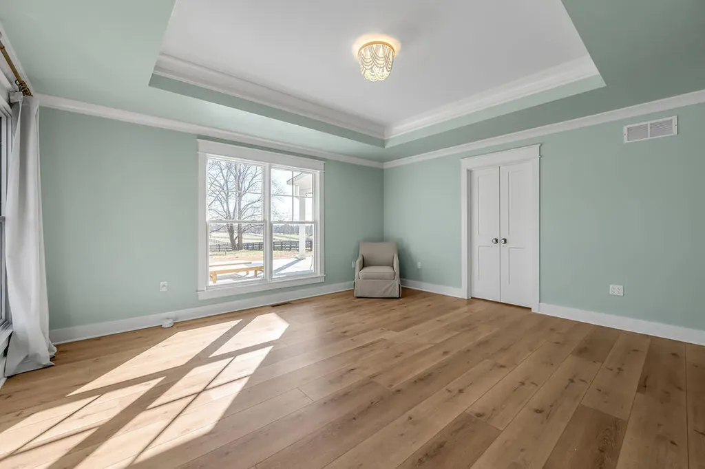 3288 Delong Road Lexington KY 40515