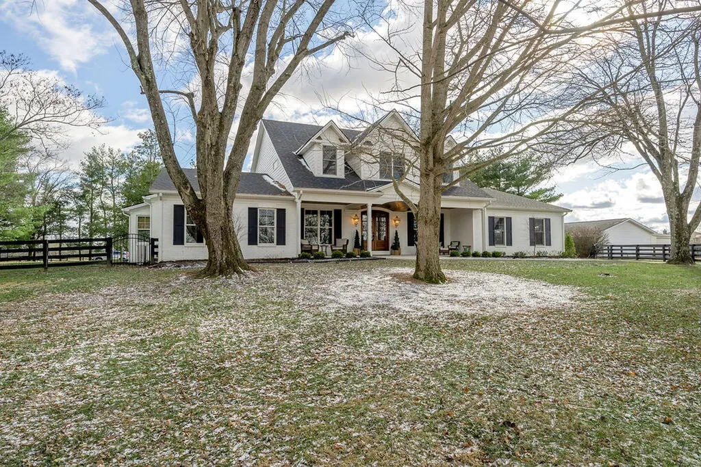 3288 Delong Road Lexington KY 40515