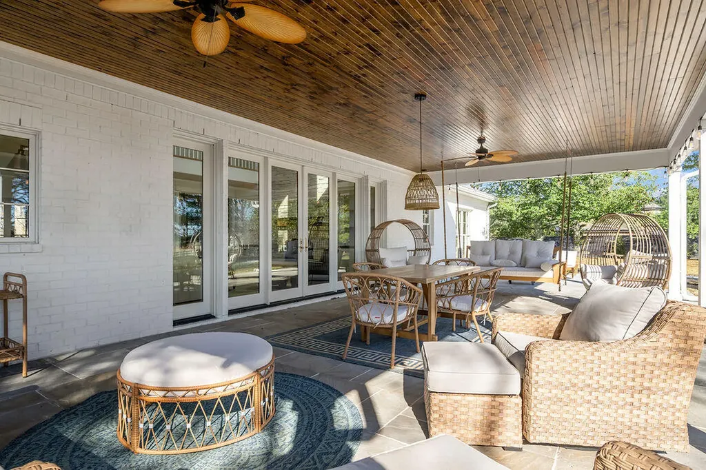 3288 Delong Road Lexington KY 40515