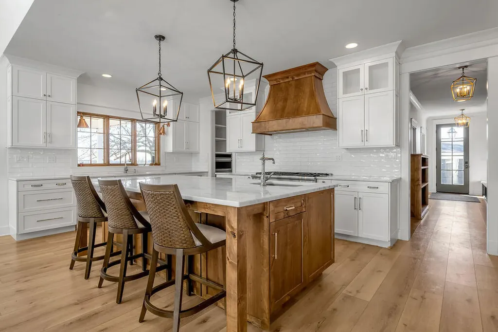 3288 Delong Road Lexington KY 40515