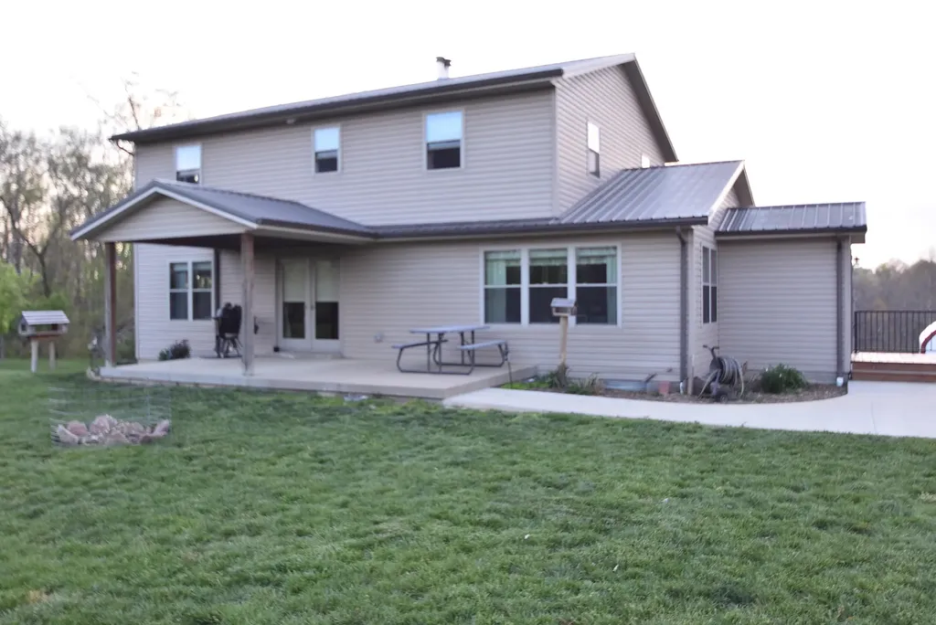 4555 Ky-433 Mackville KY 40040