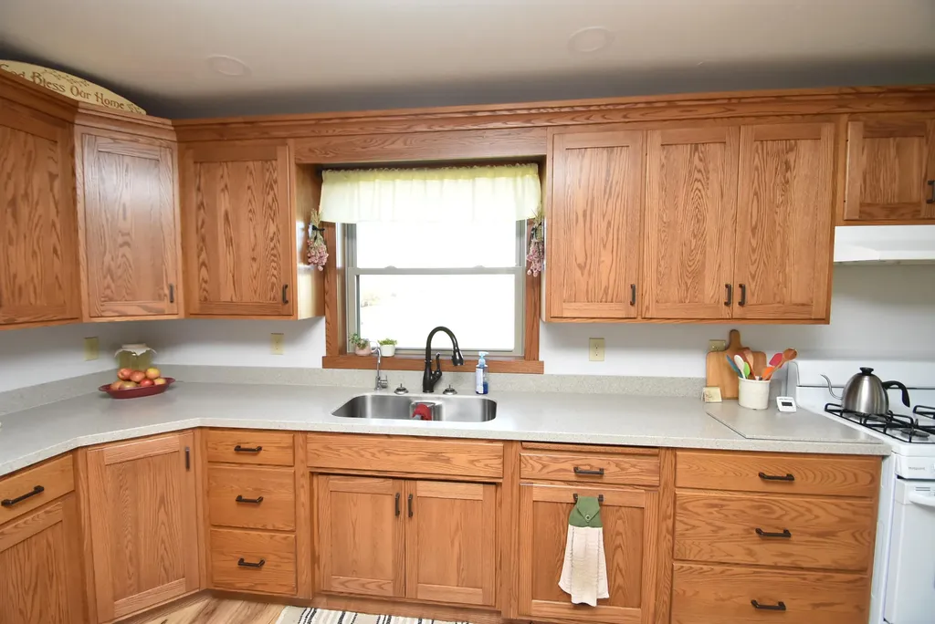4555 Ky-433 Mackville KY 40040