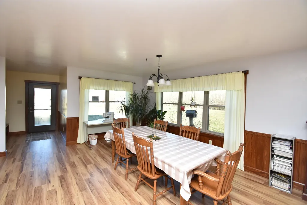 4555 Ky-433 Mackville KY 40040