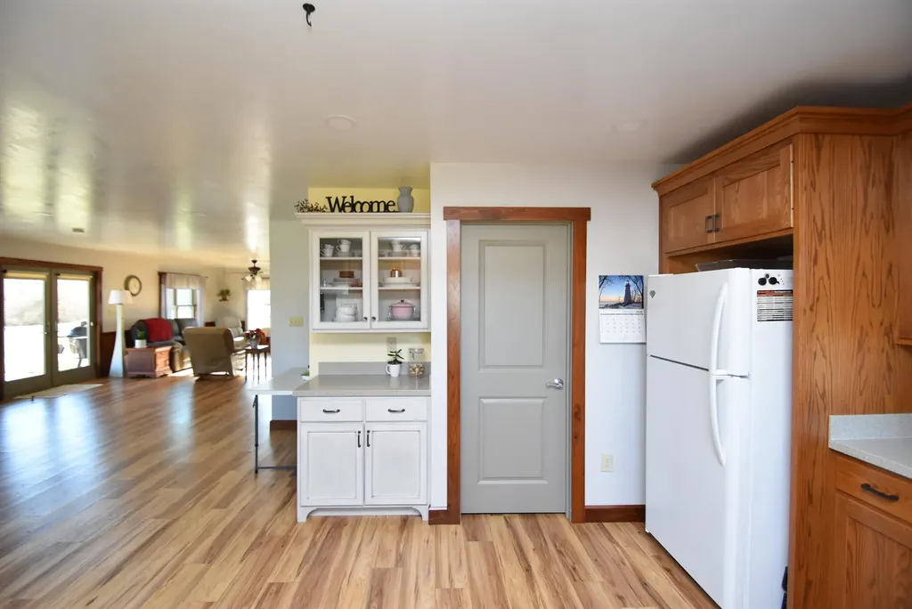 4555 Ky-433 Mackville KY 40040