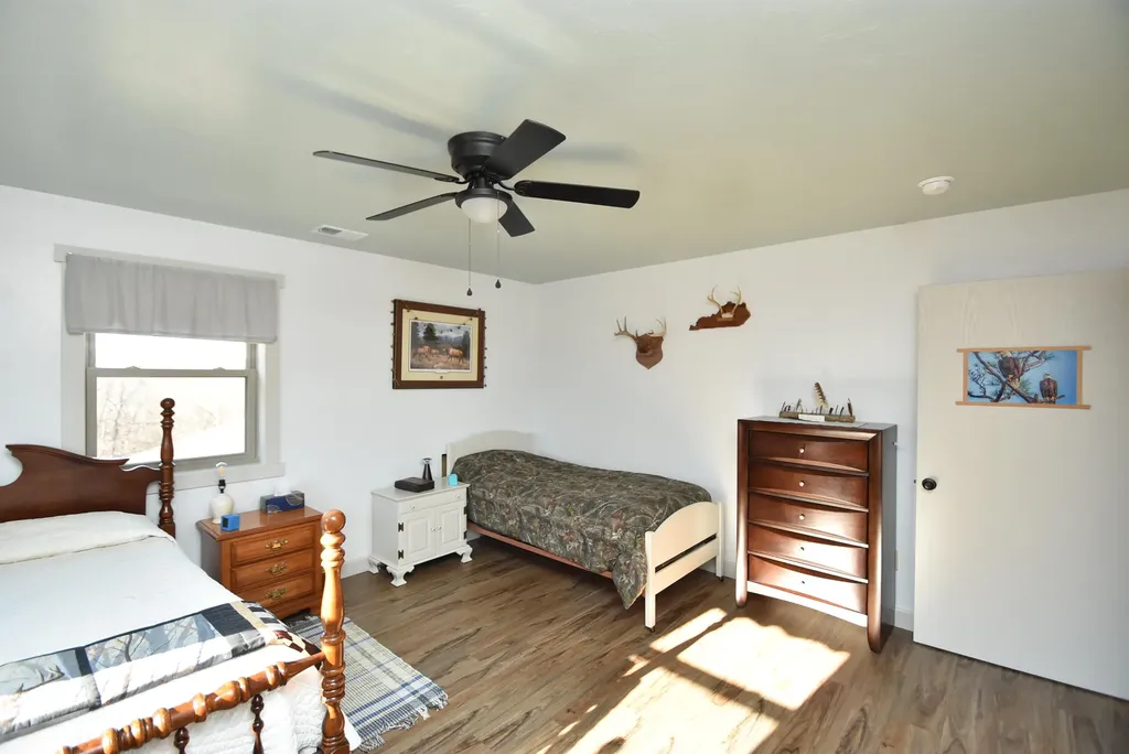 4555 Ky-433 Mackville KY 40040