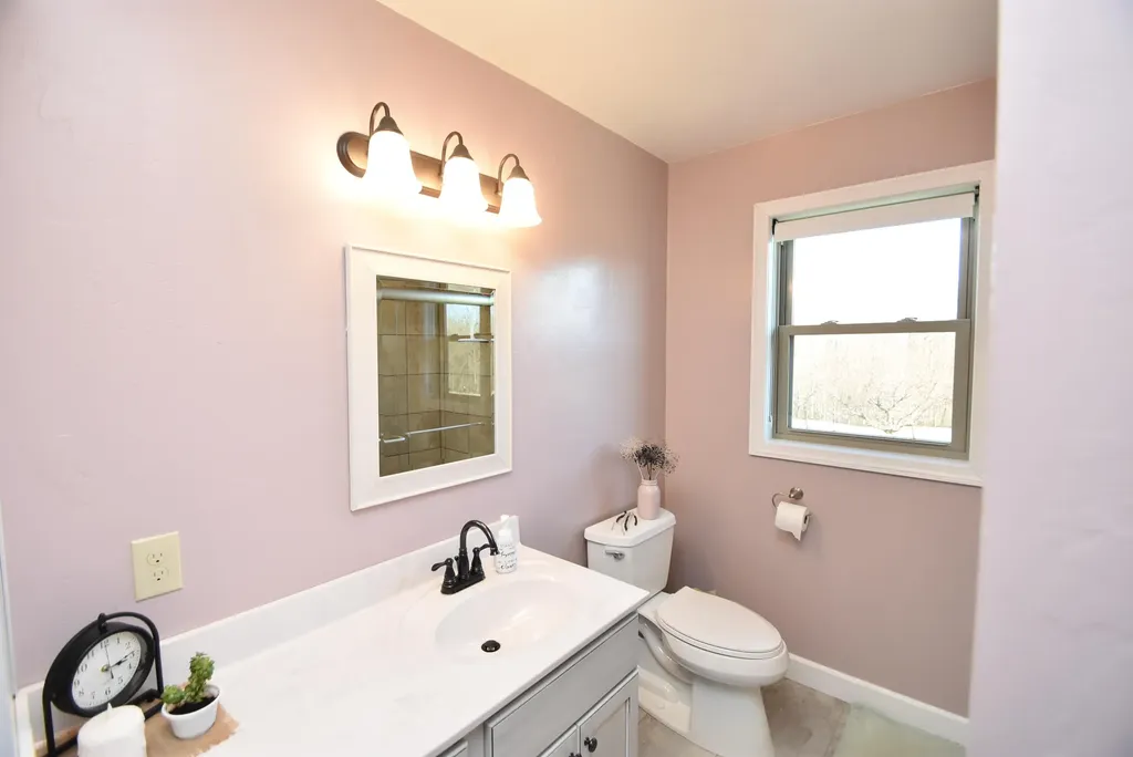 4555 Ky-433 Mackville KY 40040