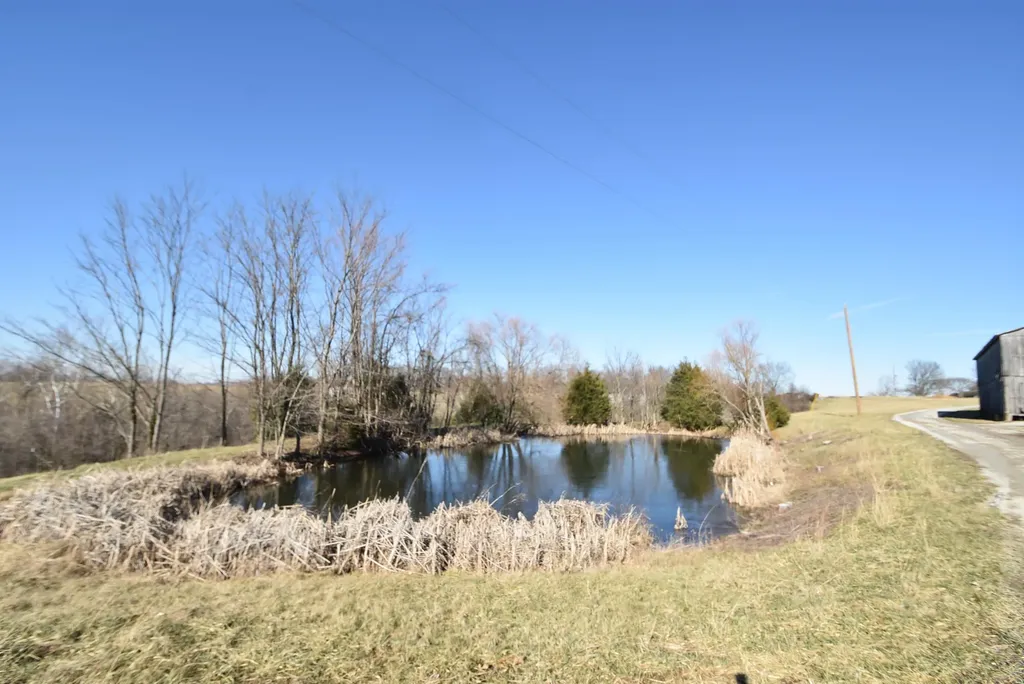 4555 Ky-433 Mackville KY 40040