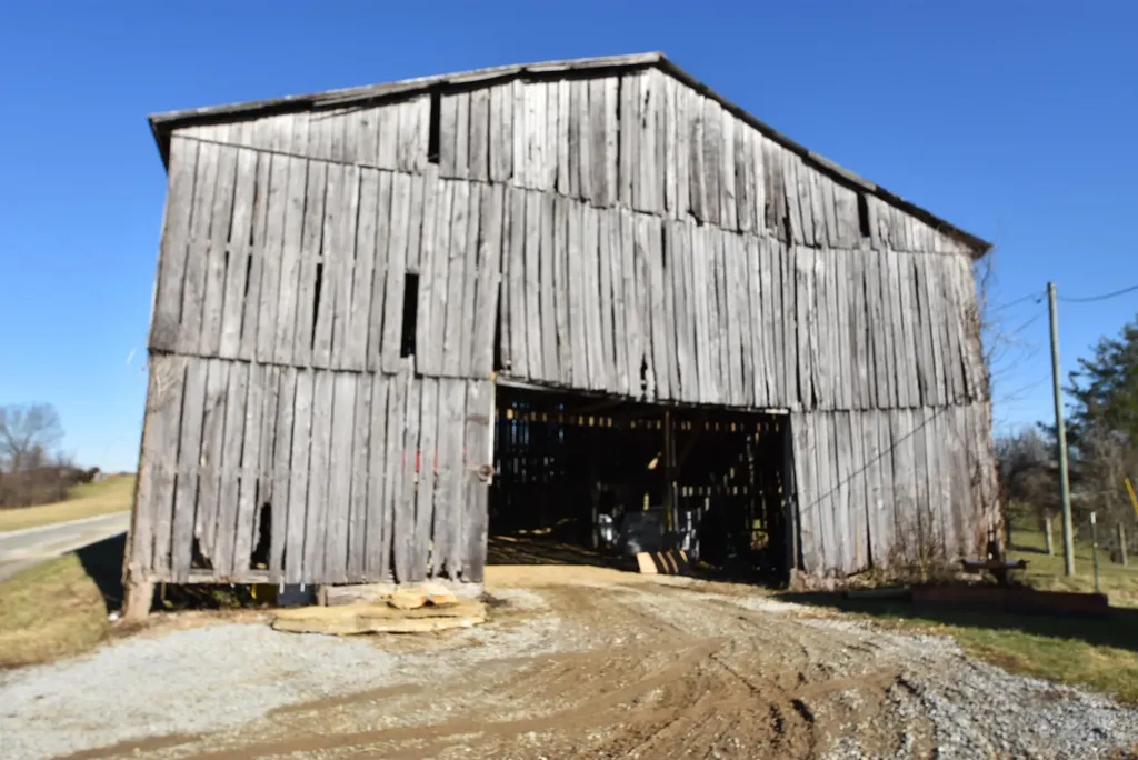 4555 Ky-433 Mackville KY 40040