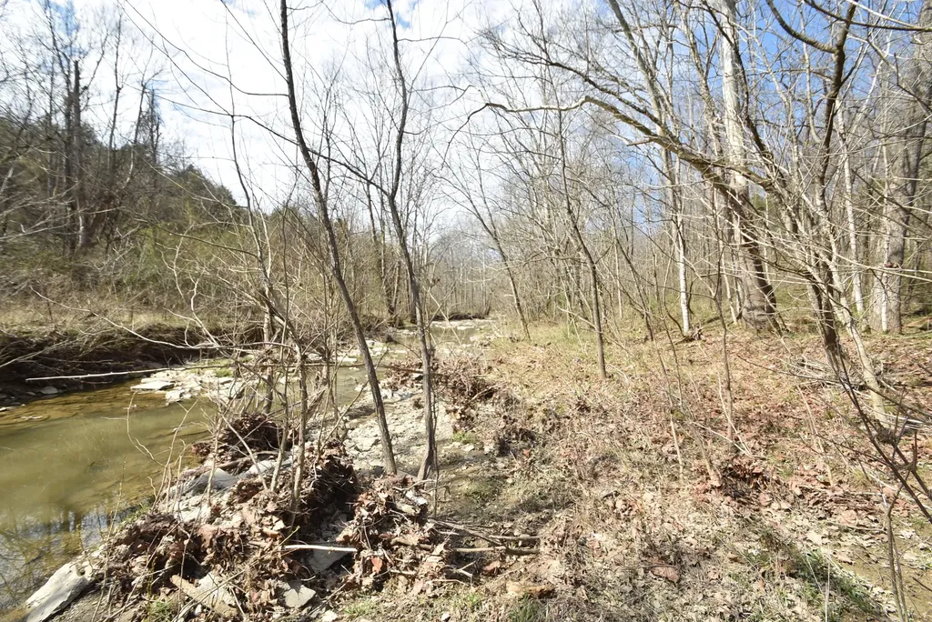 4555 Ky-433 Mackville KY 40040