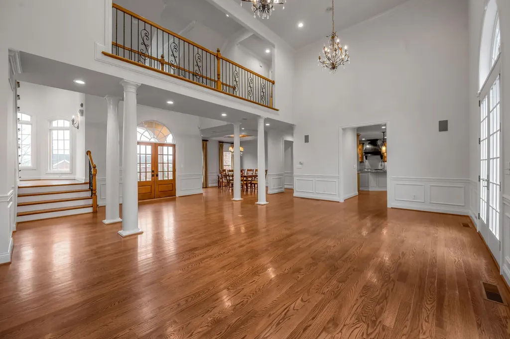 1056 High Point Drive Nicholasville KY 40356