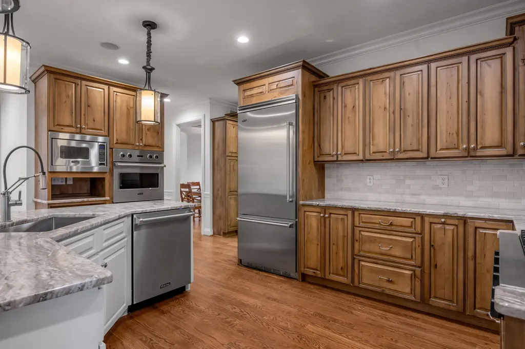 1056 High Point Drive Nicholasville KY 40356