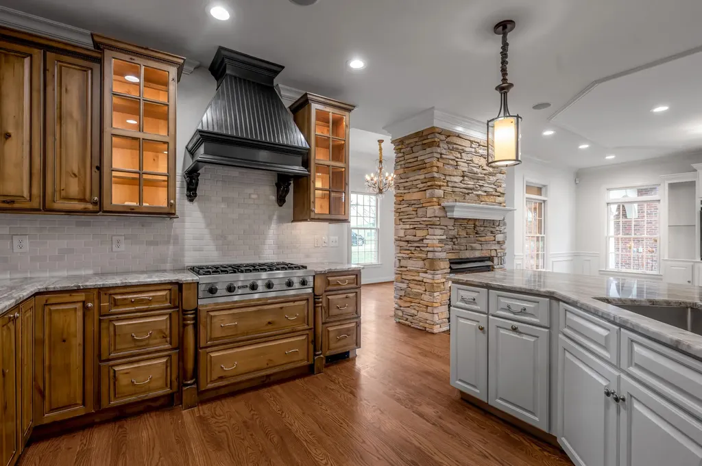 1056 High Point Drive Nicholasville KY 40356