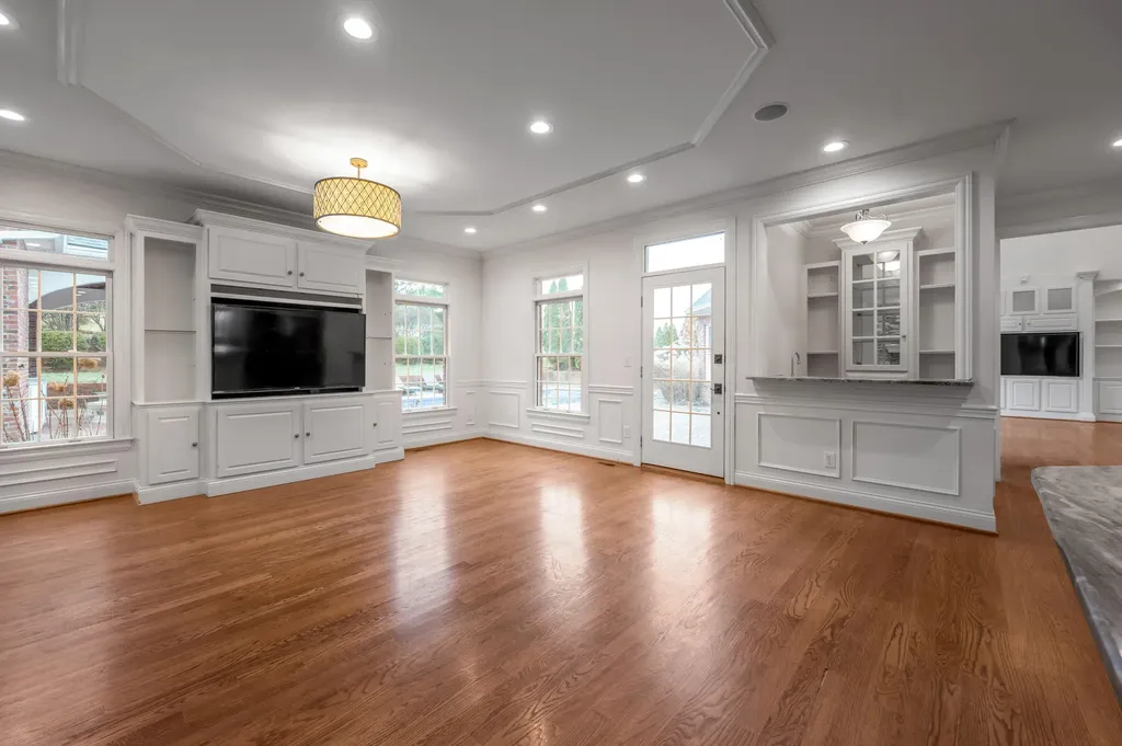 1056 High Point Drive Nicholasville KY 40356