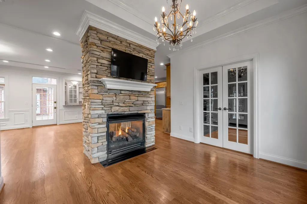 1056 High Point Drive Nicholasville KY 40356
