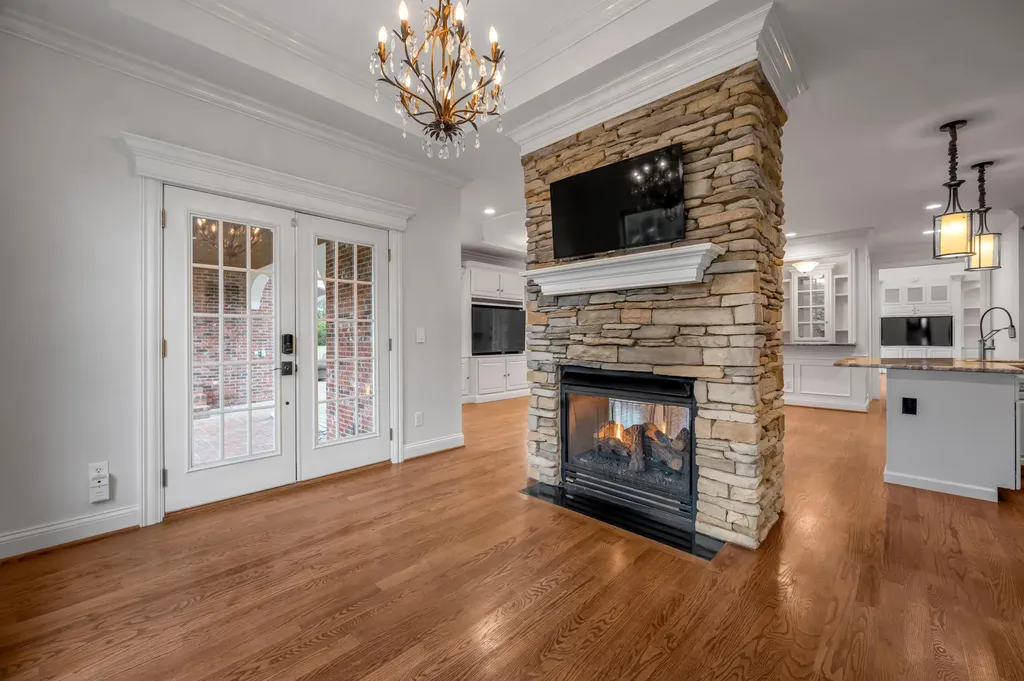 1056 High Point Drive Nicholasville KY 40356
