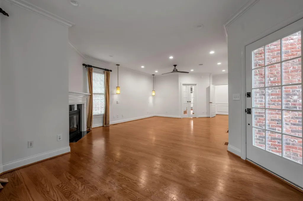 1056 High Point Drive Nicholasville KY 40356
