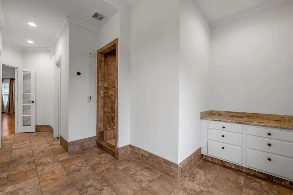 1056 High Point Drive Nicholasville KY 40356