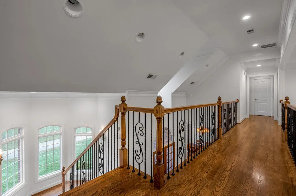1056 High Point Drive Nicholasville KY 40356