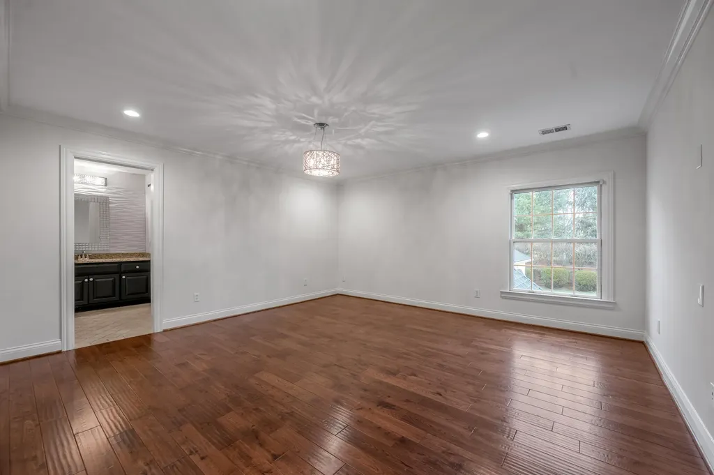 1056 High Point Drive Nicholasville KY 40356