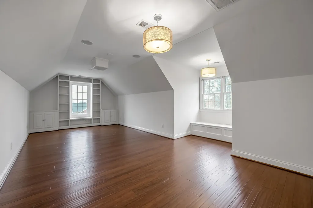 1056 High Point Drive Nicholasville KY 40356