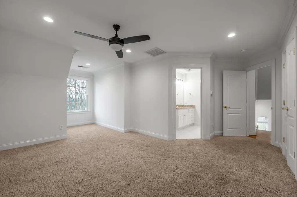1056 High Point Drive Nicholasville KY 40356