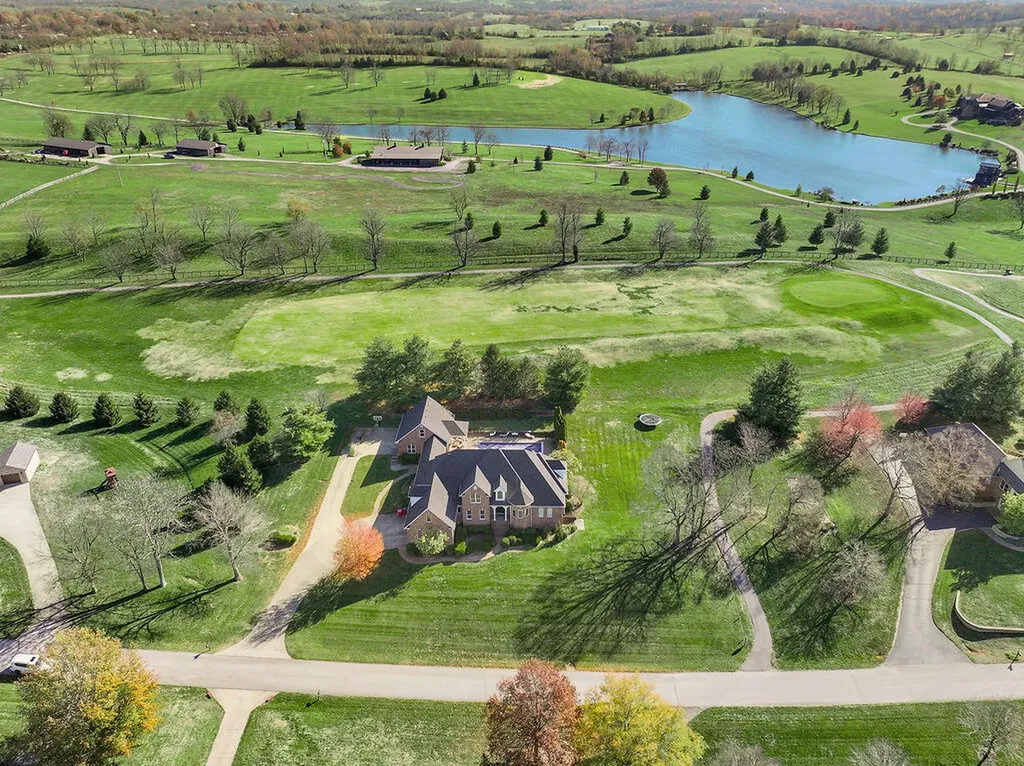 1056 High Point Drive Nicholasville KY 40356